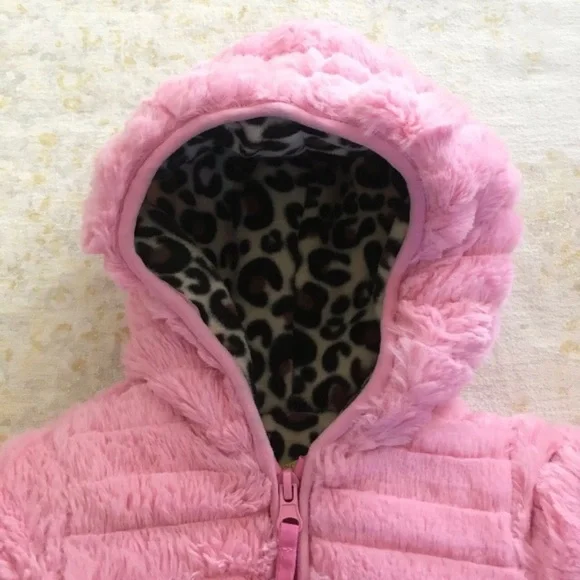 NWT Catherine Malandrino Baby Girl 12M Hooded Faux Fur Jacket Coat Pink J1CM835H - Picture 4 of 7